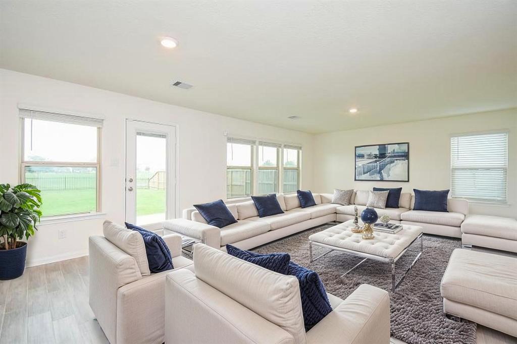4930 Lucky Fawn Lane