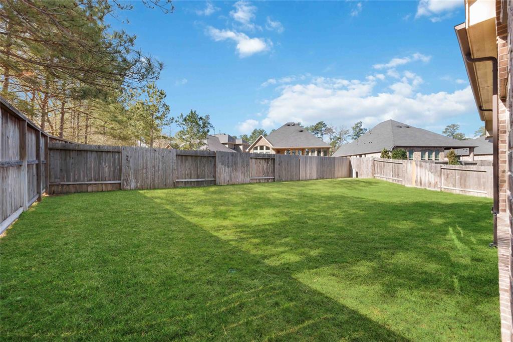 522 Blossom Cove Court Ct, Pinehurst, Texas image 33