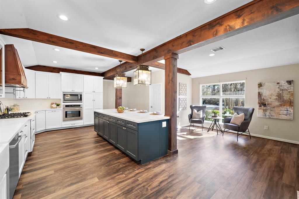 1905 Airport Road, Conroe, Texas image 12