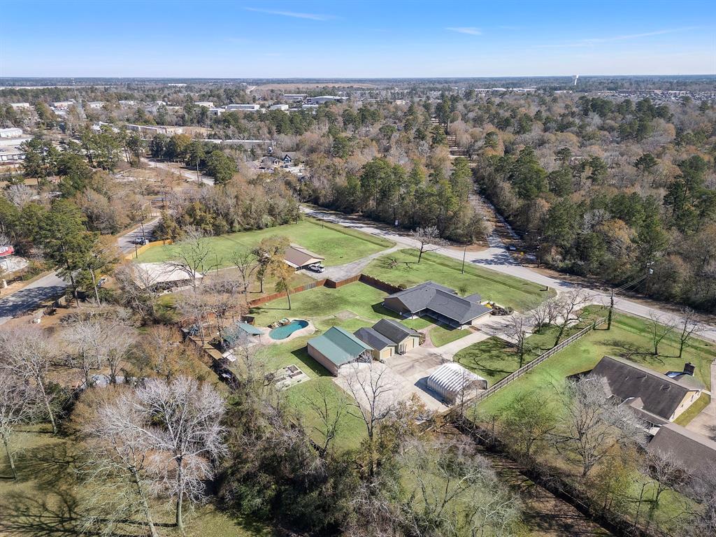 1905 Airport Road, Conroe, Texas image 42