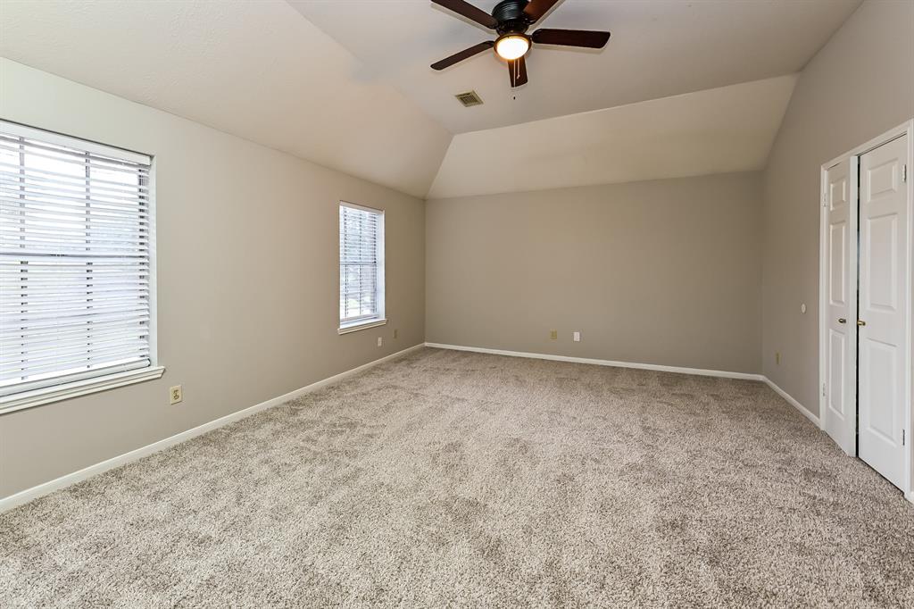 11526 Meadowchase Drive, Houston, Texas image 9