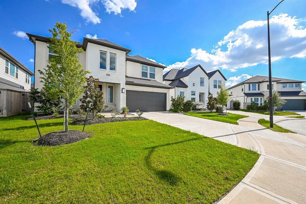 21827 Erskine Peaks Place