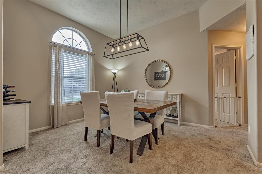 7430 Stonesfield Place, Spring, Texas image 4