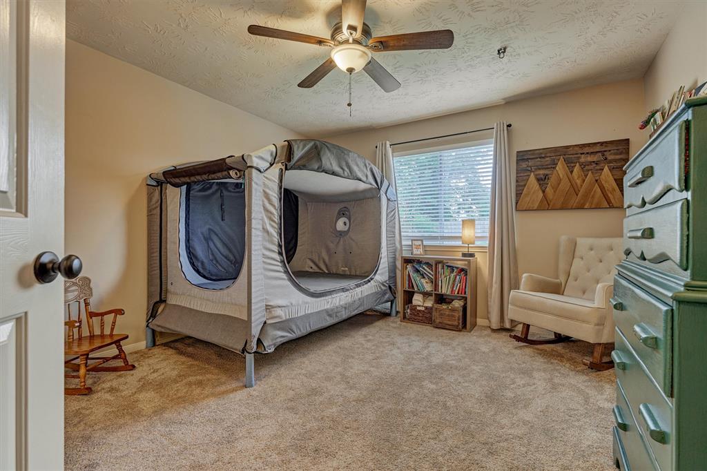 7430 Stonesfield Place, Spring, Texas image 19