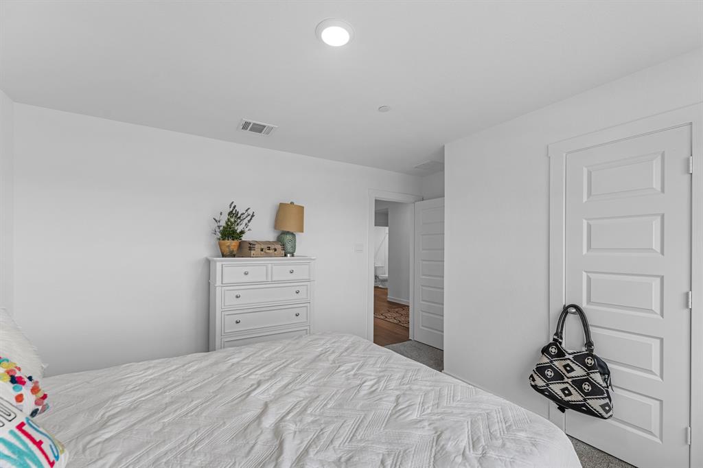 3905 Sterling Springs Lane, League City, Texas image 12