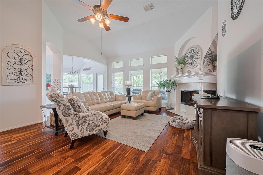 6026 Kristen Park Lane, Humble, Texas image 4