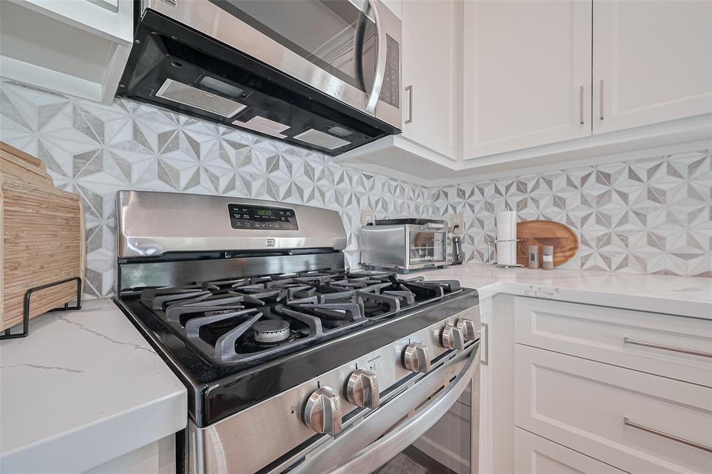 6026 Kristen Park Lane, Humble, Texas image 11