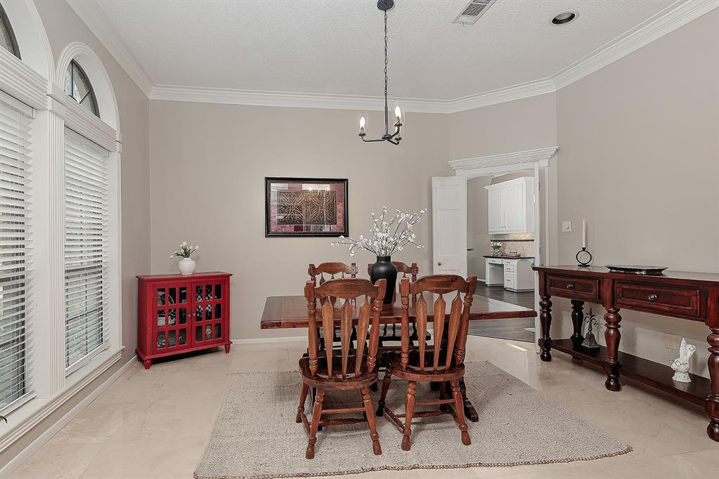 2 Firefall Court, The Woodlands, Texas image 6