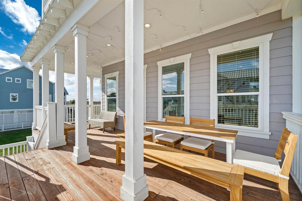 11606 Sea Butterfly Street