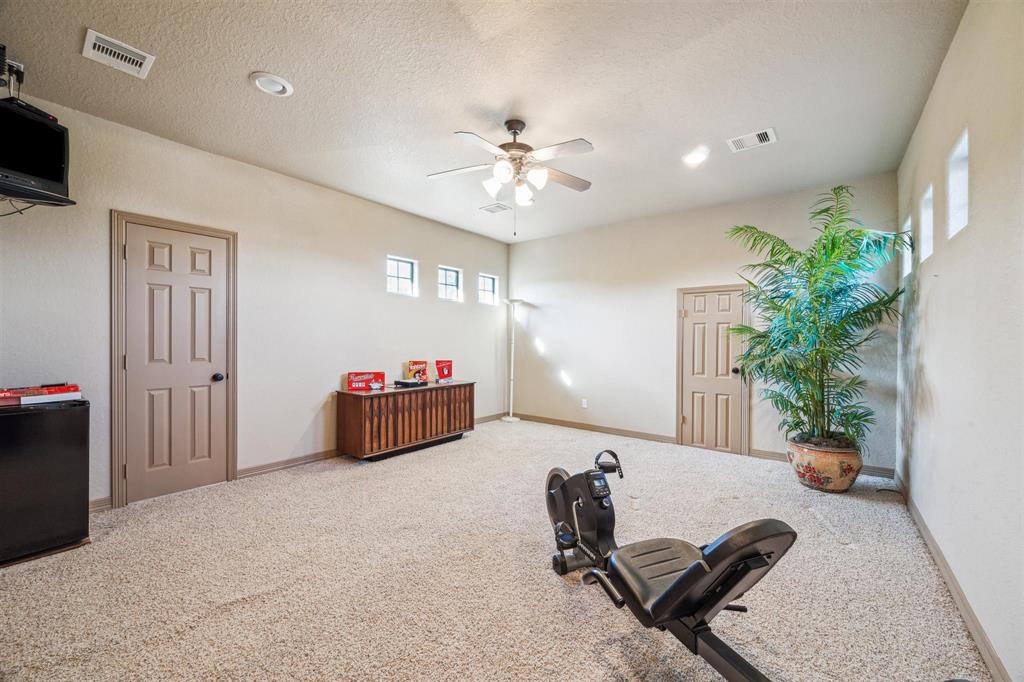 2202 Lakeway Drive, Friendswood, Texas image 28