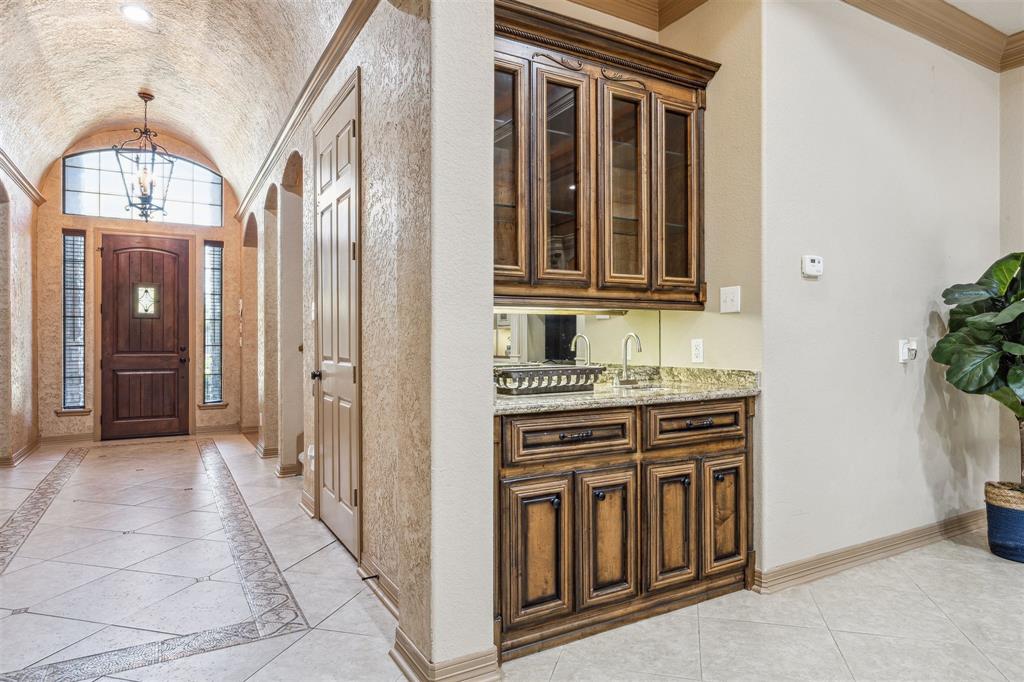 2202 Lakeway Drive, Friendswood, Texas image 6