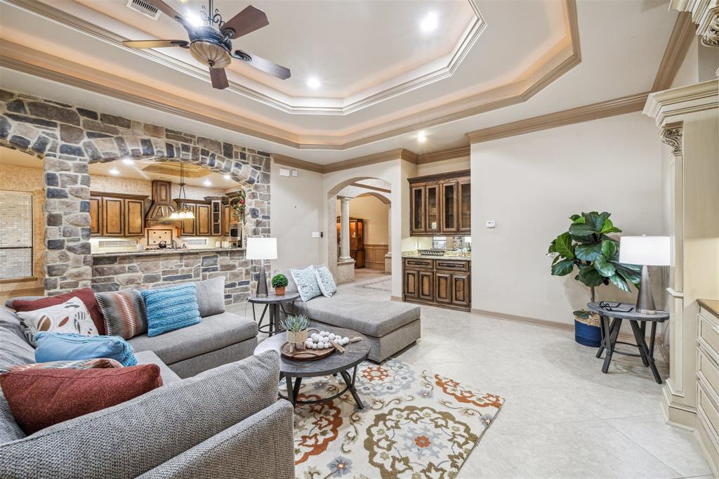 2202 Lakeway Drive, Friendswood, Texas image 13