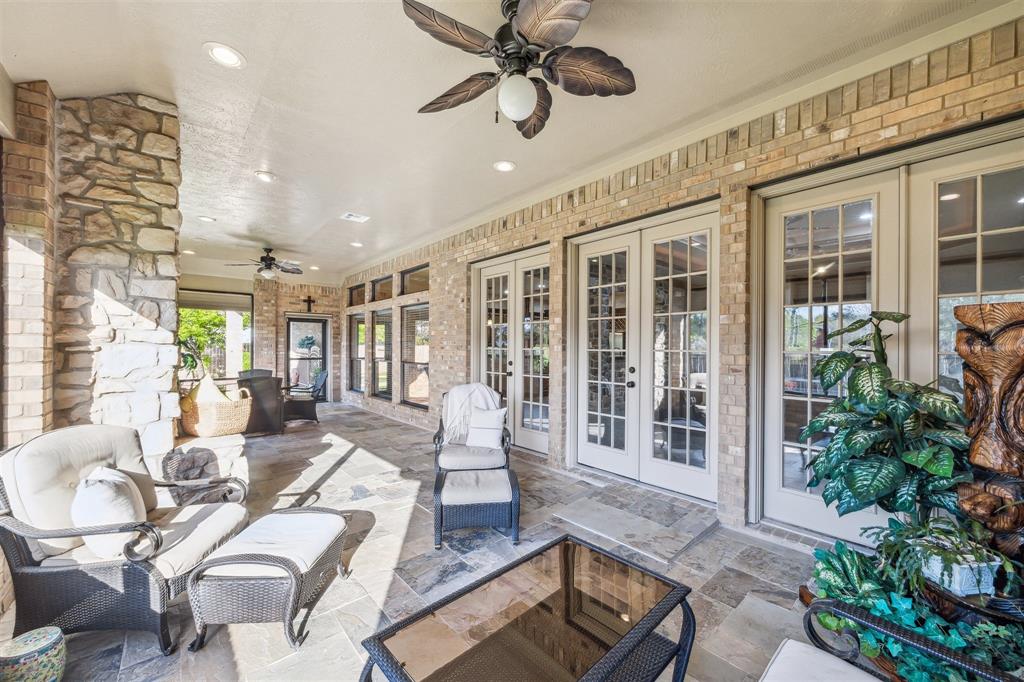 2202 Lakeway Drive, Friendswood, Texas image 33