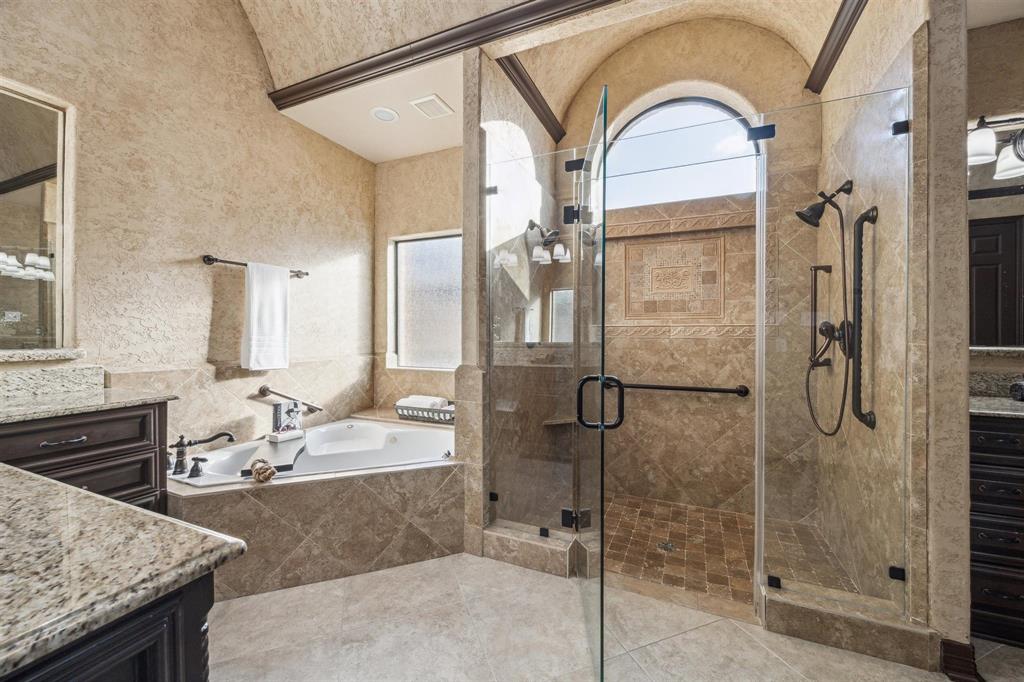2202 Lakeway Drive, Friendswood, Texas image 22