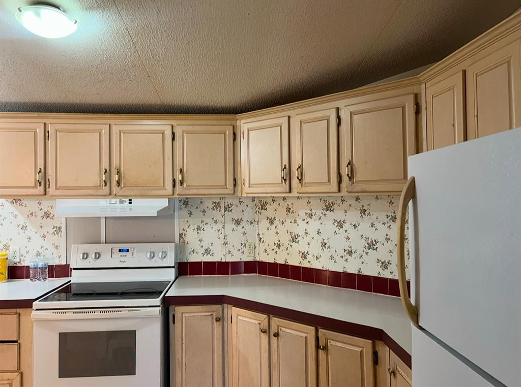 2002 Austin Street, Rosenberg, Texas image 7
