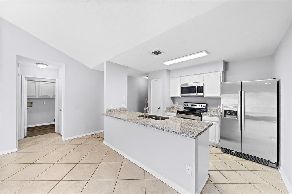 1617 Pecan Hollow Street