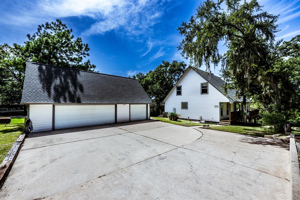 170 Shoreline Drive, Huntsville, Texas image 3