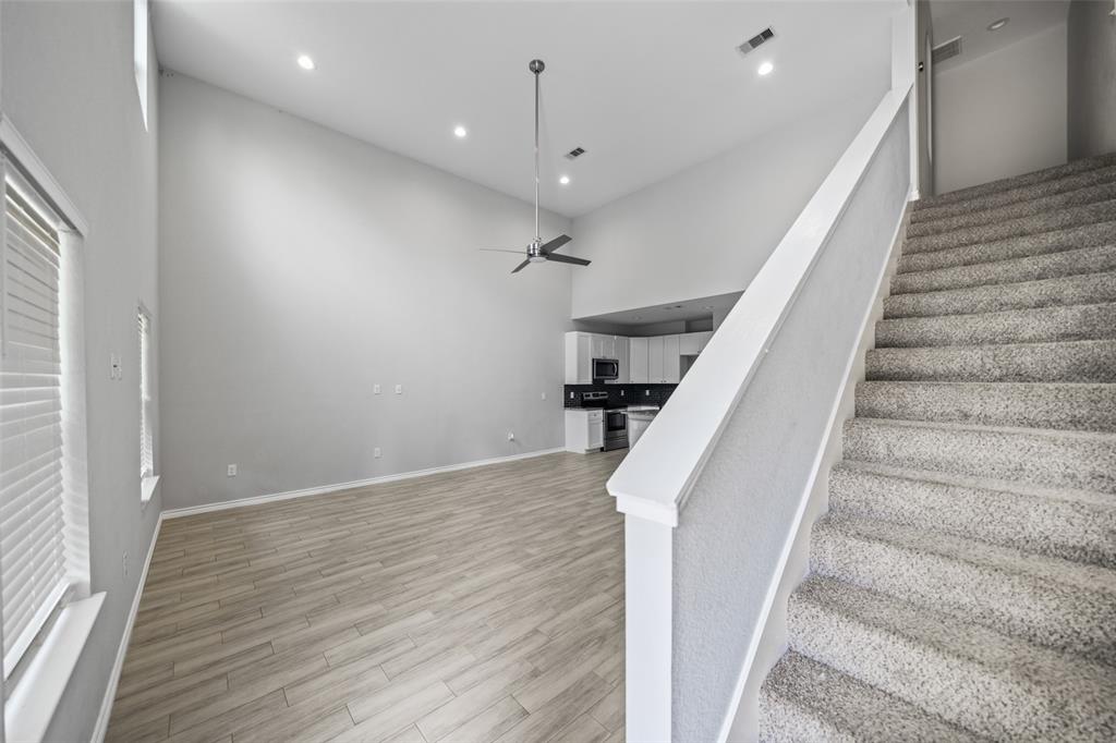 4006 Frontier Road