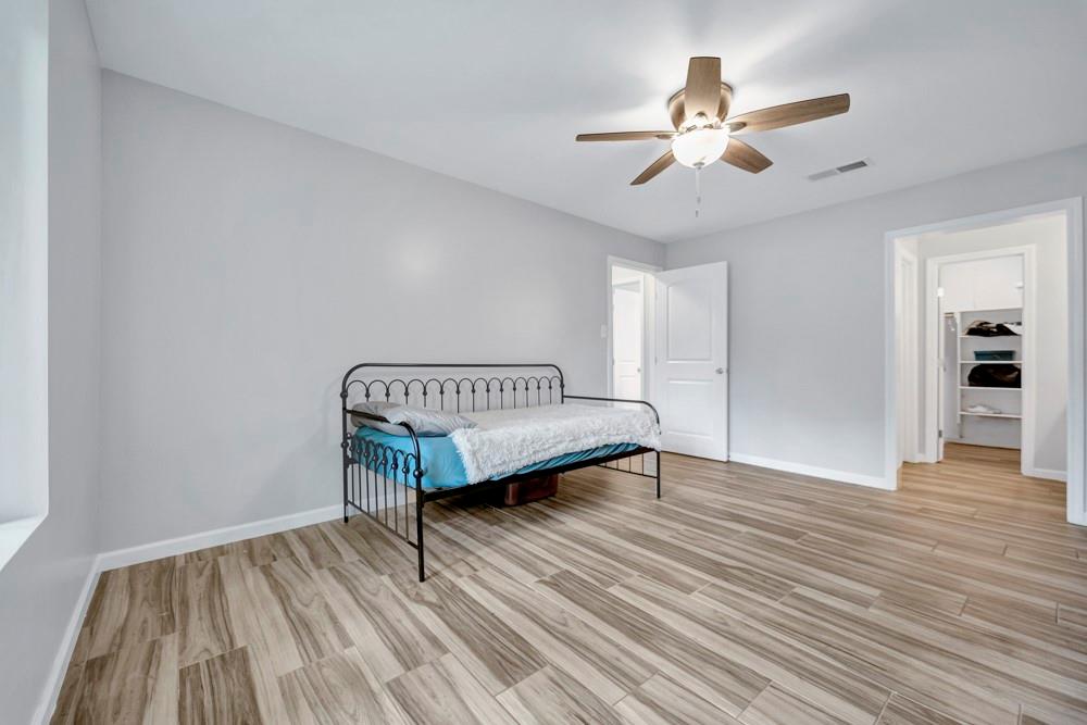 10311 Woodhollow Drive, Conroe, Texas image 17