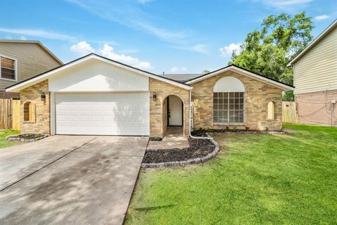 8619 Pearl Point Street Houston TX 77044