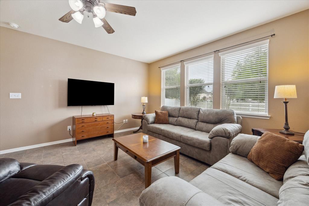 3408 Old Holly Drive, Pearland, Texas image 12