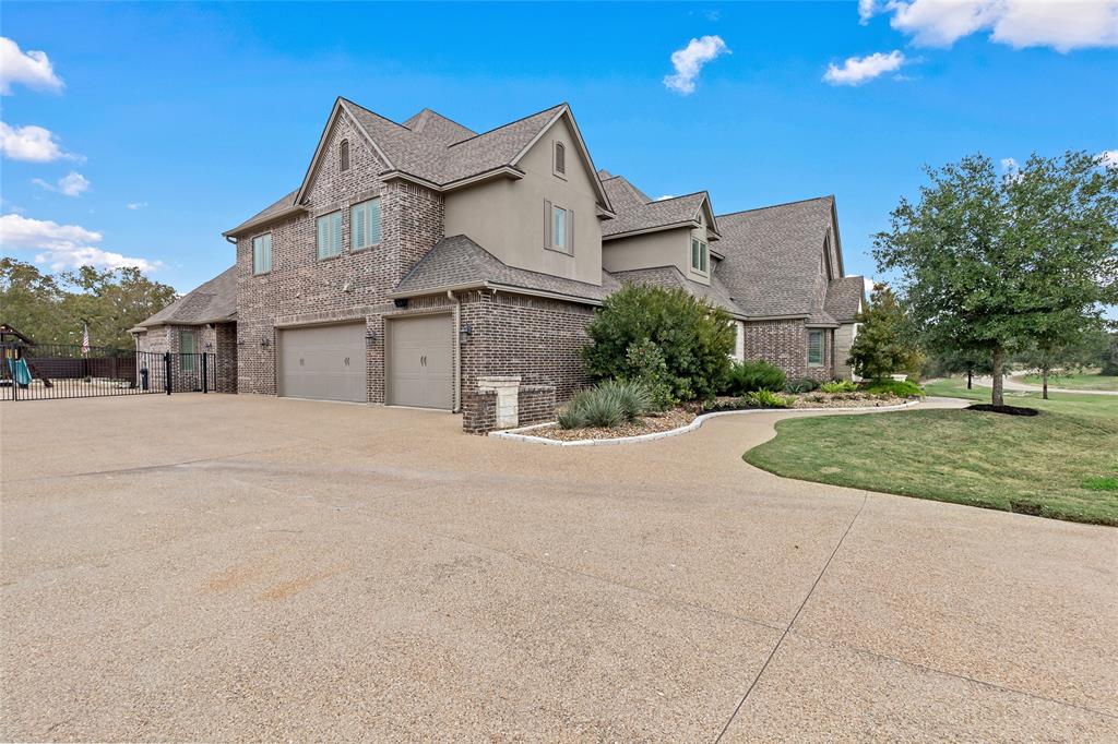 5009 Trumpeter Swan Drive, College Station, Texas image 4