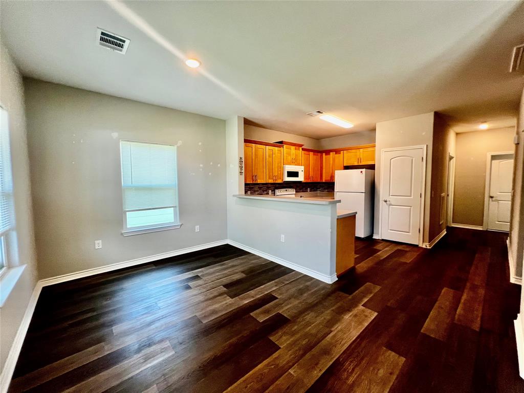 313 Rorem Avenue, Palacios, Texas image 5