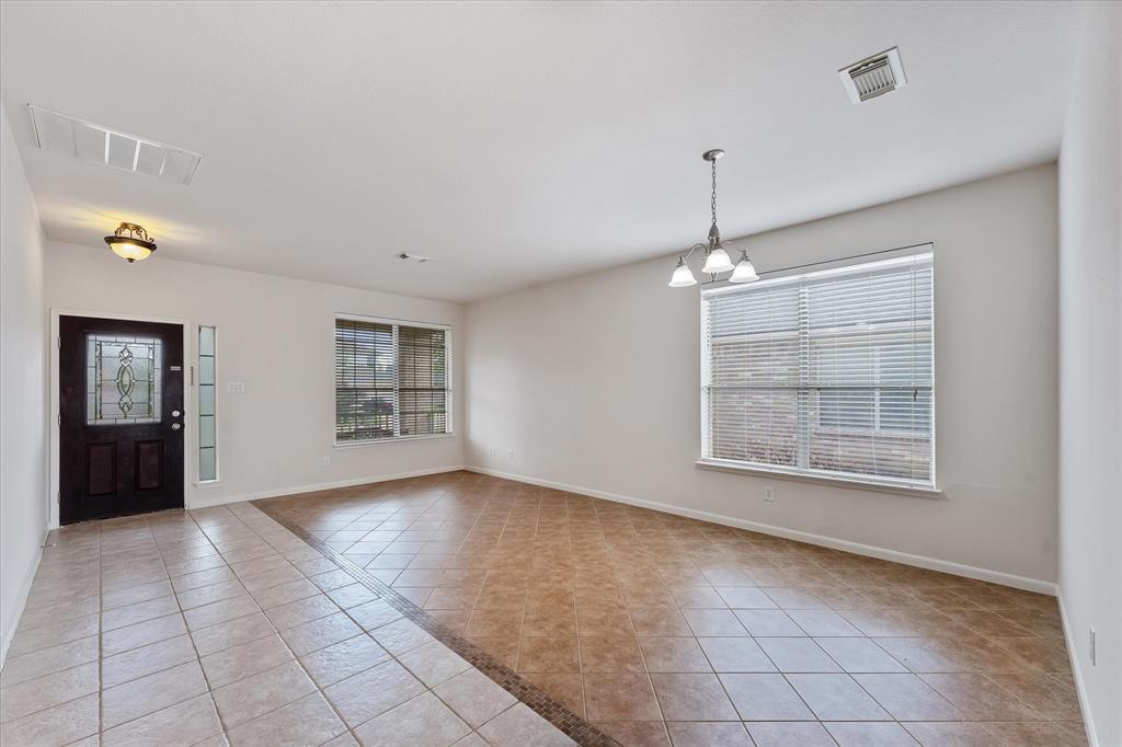 6238 Channelbrook Lane, Spring, Texas image 8