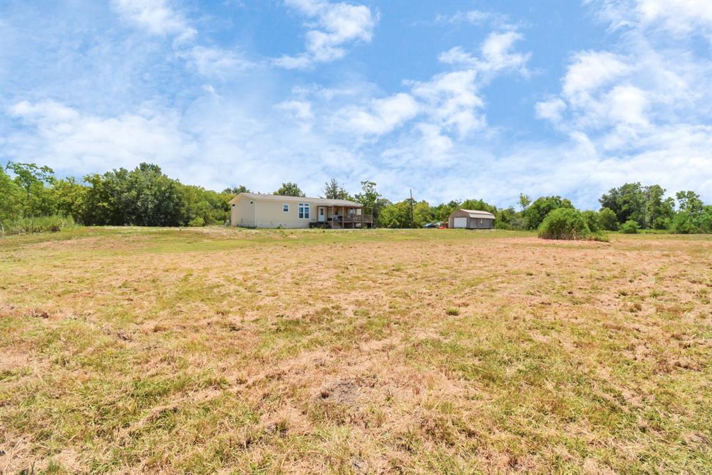 4731 Belton Lane Extension, Anahuac, Texas image 9