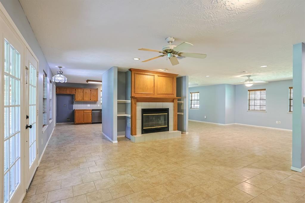 25458 Camelot Lane, Hockley, Texas image 7
