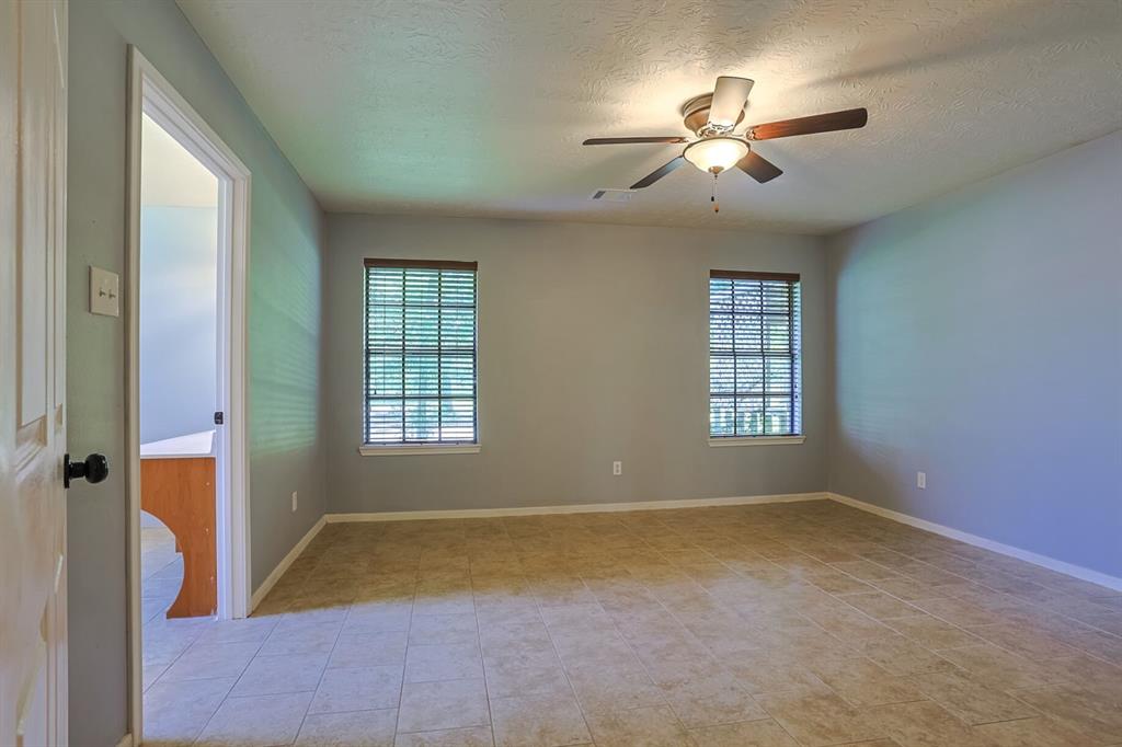 25458 Camelot Lane, Hockley, Texas image 17