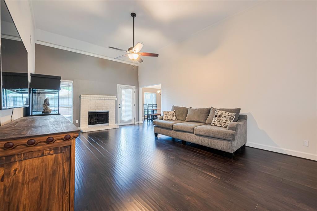 19426 Gladewater Drive, Tomball, Texas image 7