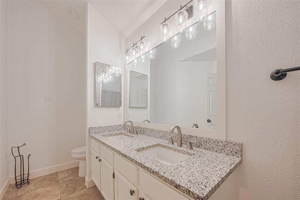 19426 Gladewater Drive, Tomball, Texas image 33