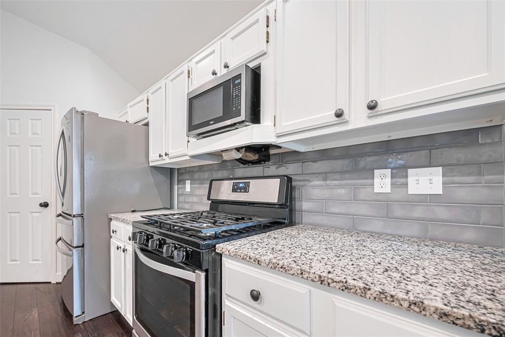 19426 Gladewater Drive, Tomball, Texas image 15
