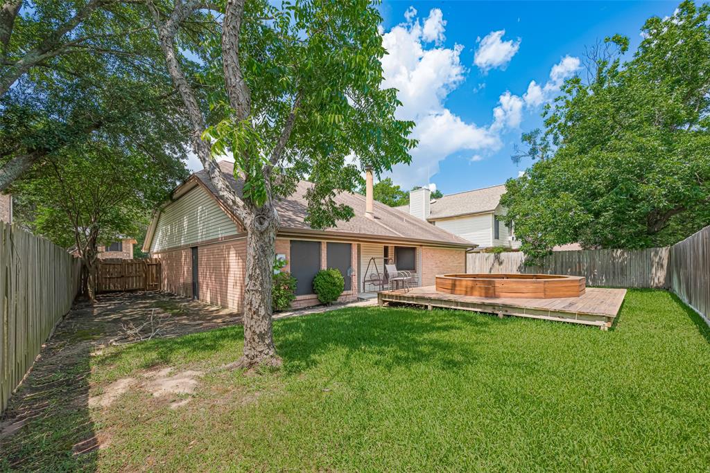 19426 Gladewater Drive, Tomball, Texas image 37