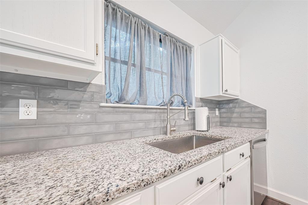 19426 Gladewater Drive, Tomball, Texas image 18