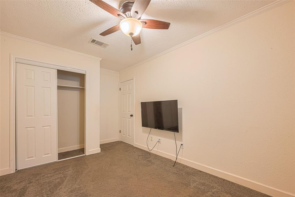 19426 Gladewater Drive, Tomball, Texas image 26
