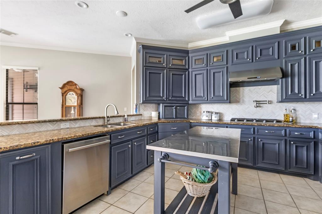 27303 Winding River Trail, Huffman, Texas image 24