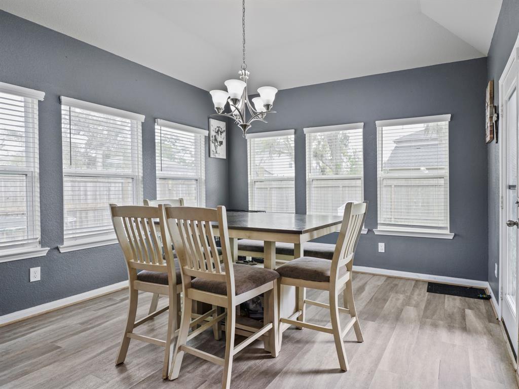 315 Woodhaven Drive, West Columbia, Texas image 35