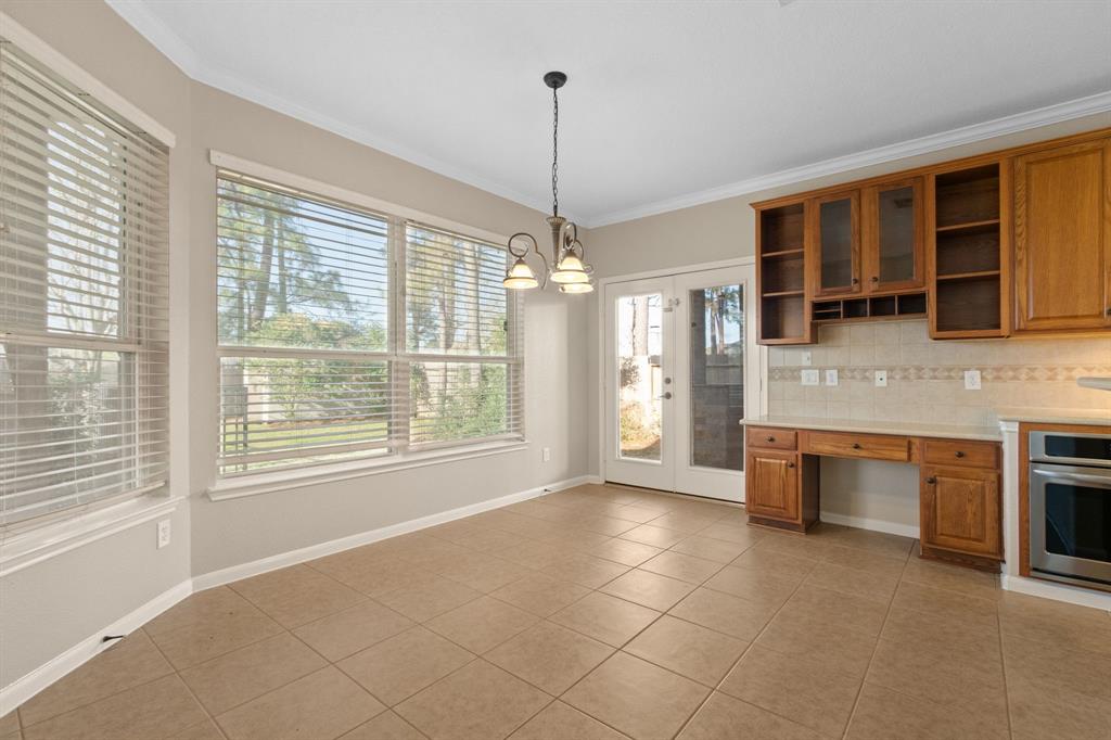 12506 Village Crest Court, Tomball, Texas image 16