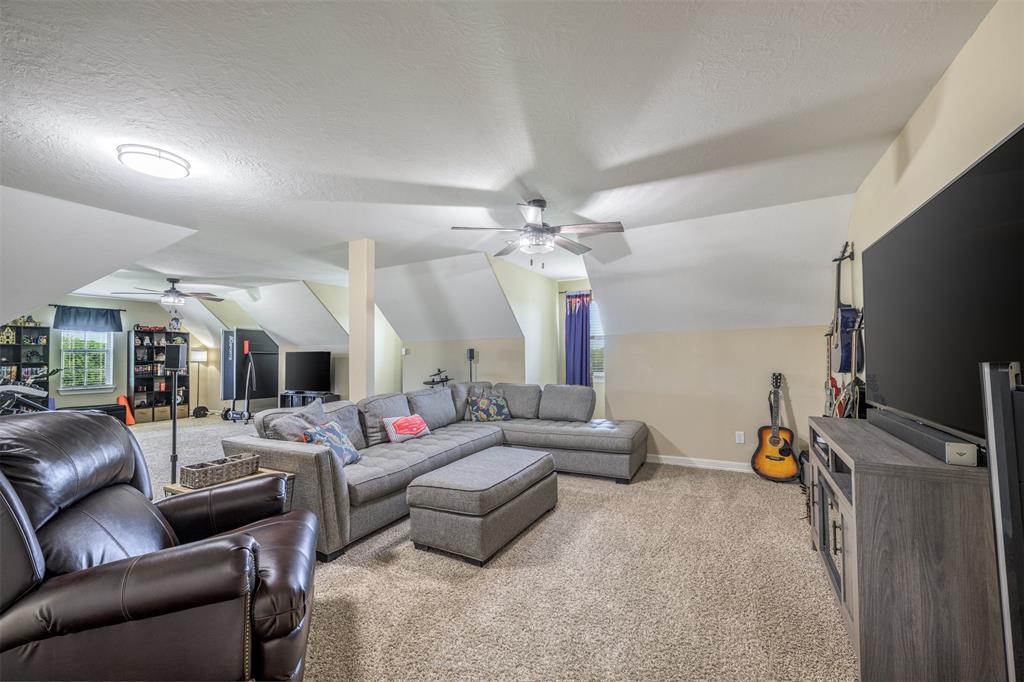 3335 Rolling Valley Lane, Brenham, Texas image 33