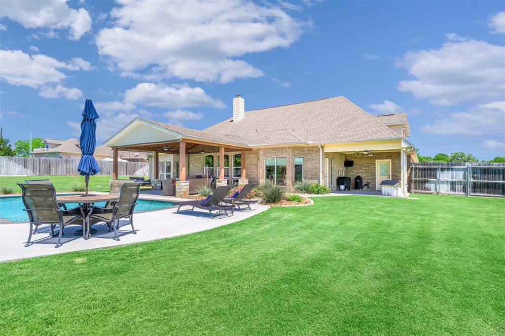 3335 Rolling Valley Lane, Brenham, Texas image 14