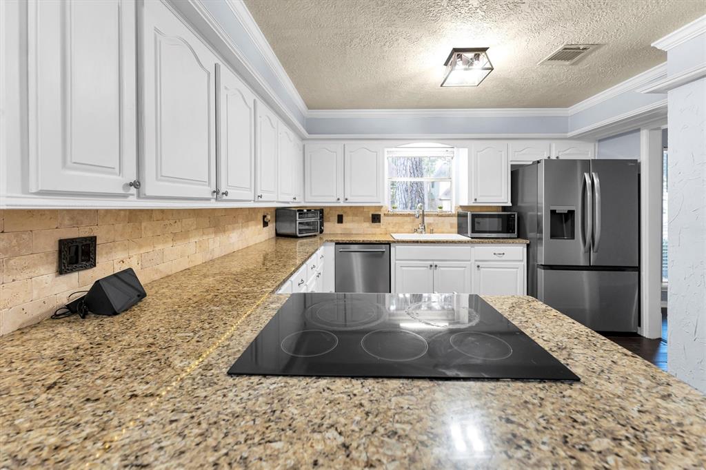 13115 Lake Mist Drive, Cypress, Texas image 13