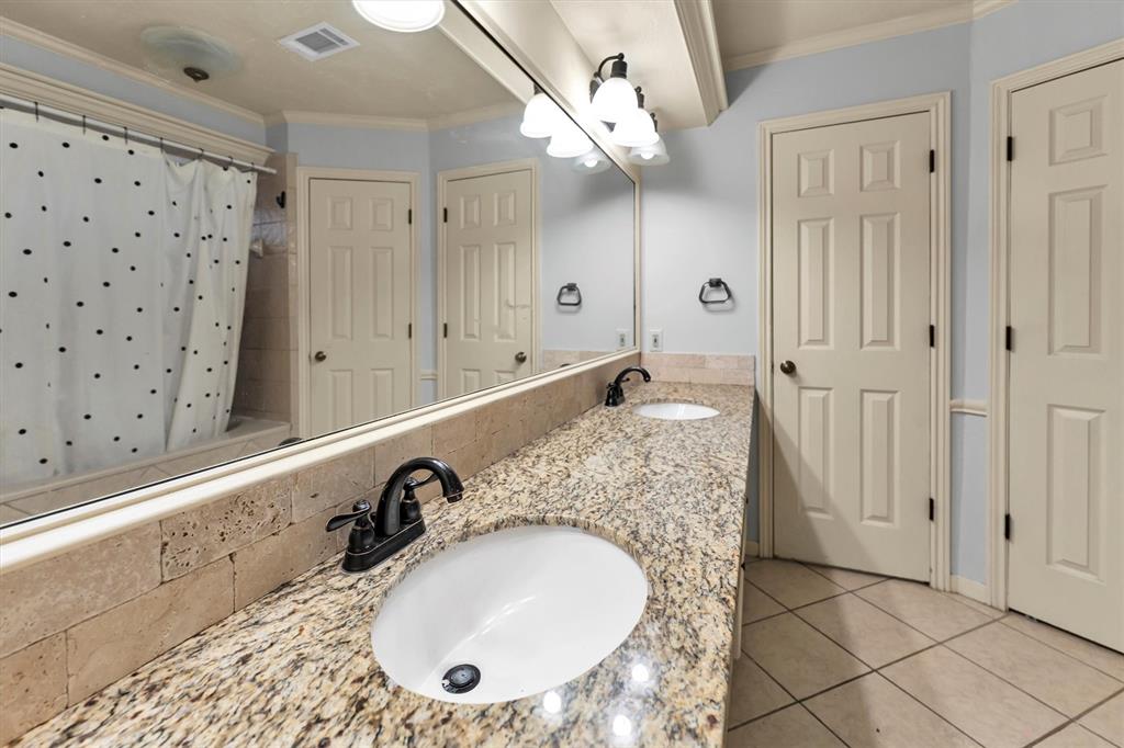 13115 Lake Mist Drive, Cypress, Texas image 26