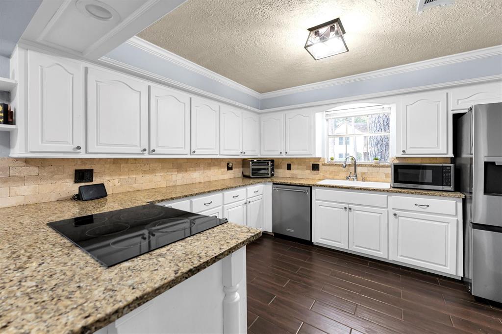 13115 Lake Mist Drive, Cypress, Texas image 12