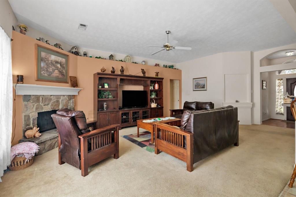 1701 Joshua Tree Lane, Deer Park, Texas image 8