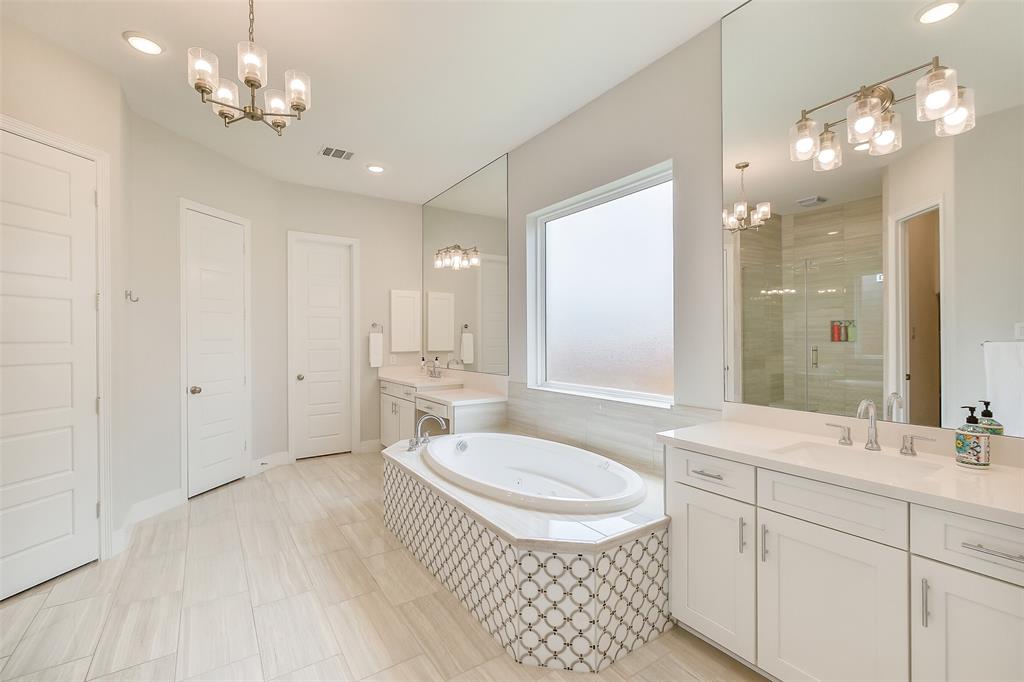 19506 Bradford Pines Court, Cypress, Texas image 21