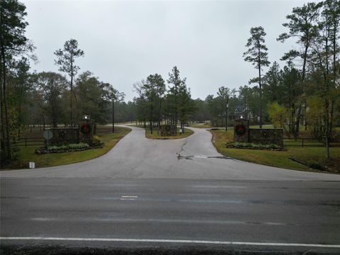 Photo of 18 Lonestar Road, Huntsville, TX 77340 (MLS # 38371293)