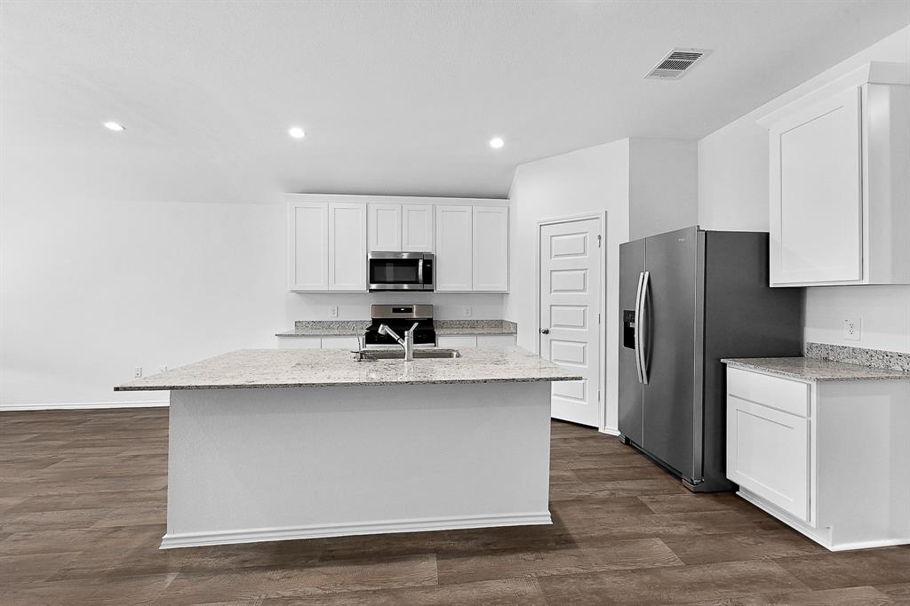 30819 Khepri Court, Fulshear, Texas image 4