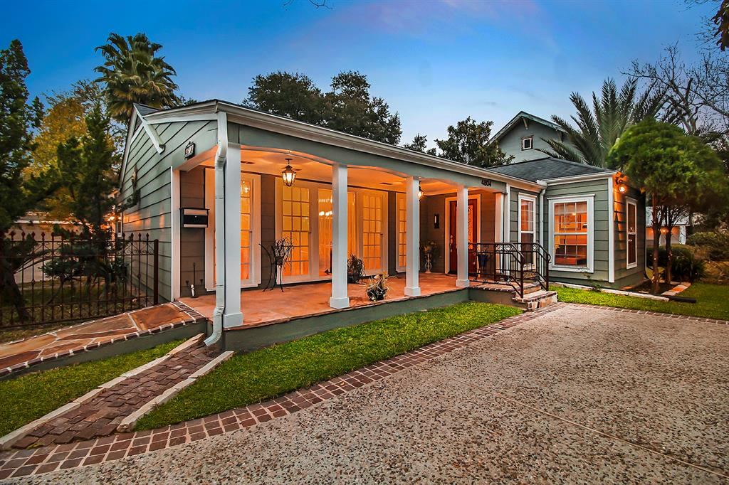 4804 Bellaire Boulevard, Bellaire, Texas image 1